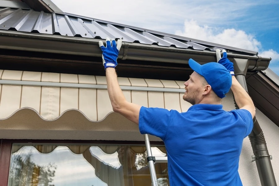 Why Roofers Recommend Routine Gutter Services For Protection in Hayward, CA Why Roofers Recommend Routine Gutter Services For Protection in Hayward, CA